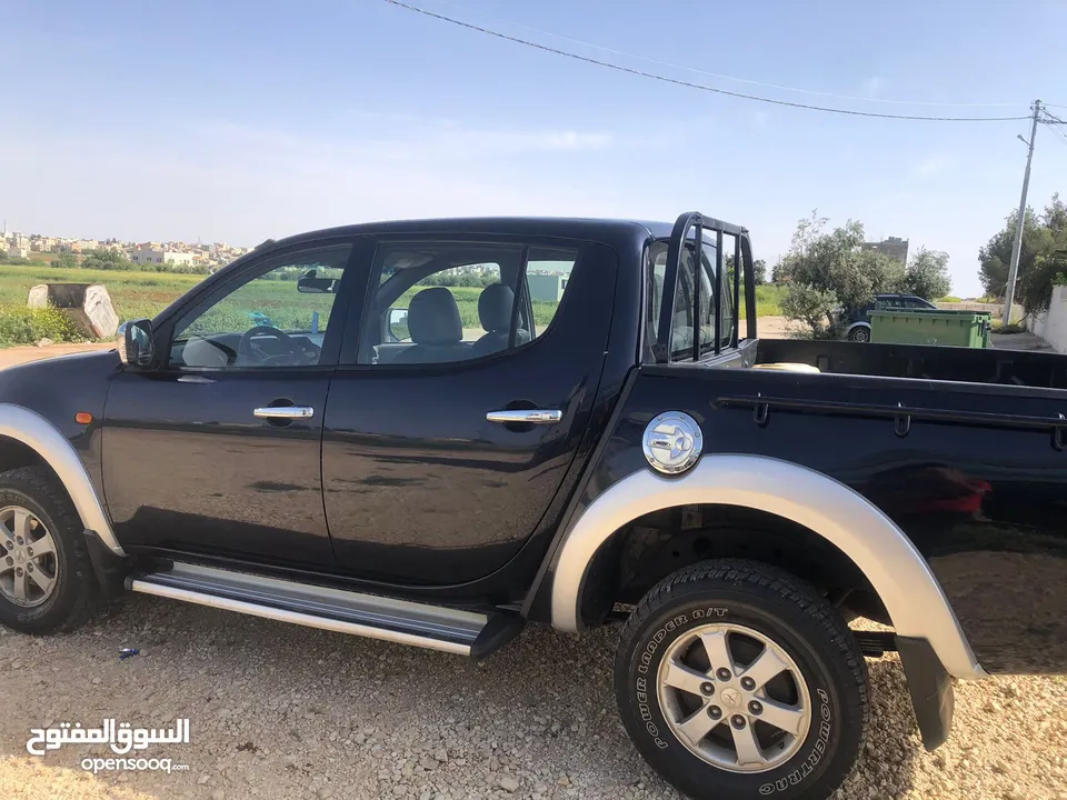 ميتسوبيشي L200