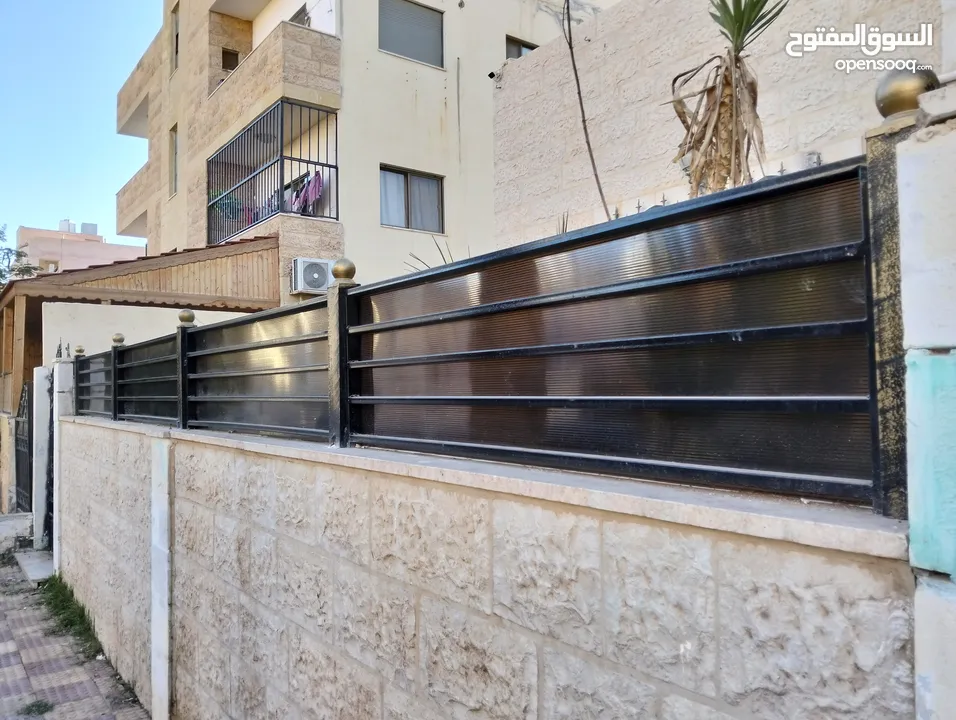 ضاهر لكافة الأعمال المعدنية والحدادة