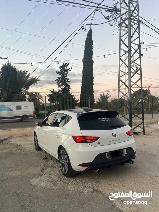 سيات ليون مميزة (جير عادي)