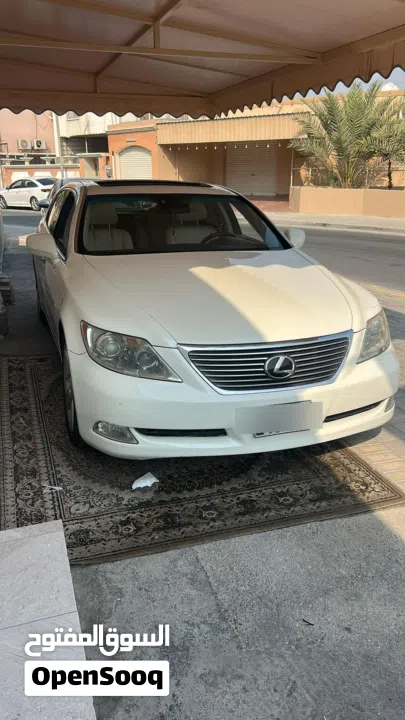 بيعة سريعه لكزس 460 لارج مواصفات خاصه موديل 2007 For sale Lexus LS460 L Executive seat package