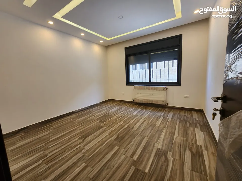 شقة فارغة للبيع في تلاع العلي - ref : 14647