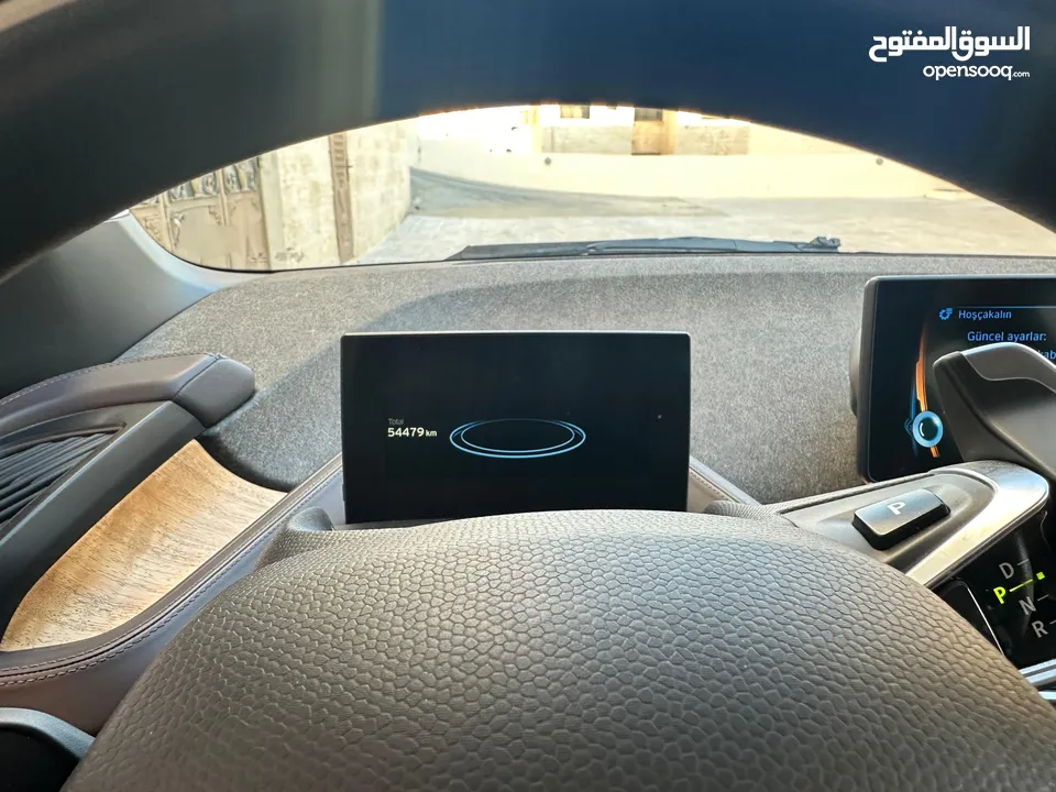 50 كم ماشيه دفعه 7.5 قسط 200 بدون بنك BMW i3  شحن منزلي و كازيه نظام بنزين ريكس تيرا