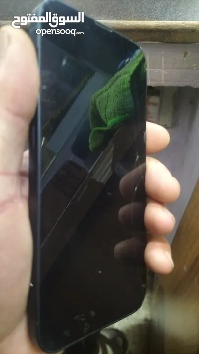 متوفر ايفون 13 عادي  بطارية 80