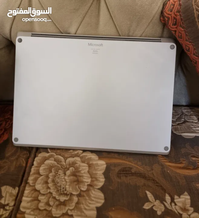 قابل للتفاوض لابتوب ميكروسوفت سيرفيس بحالة الوكالةcore i5 الجيل العاشر