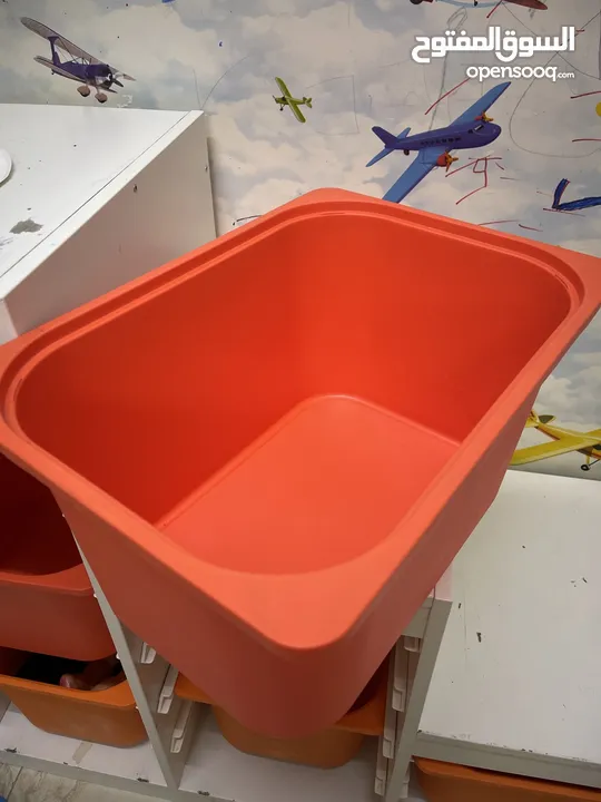 رفوف تخزين مكونه من ست أرفف بلون برتقالي من ايكيا IKEA 6-Shelf Orange Storage . Rack