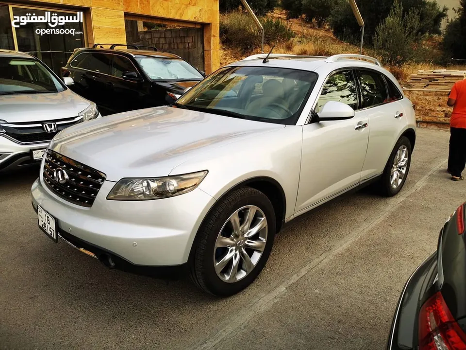 Infiniti fx35 2008 وارد و صيانة الوكيل