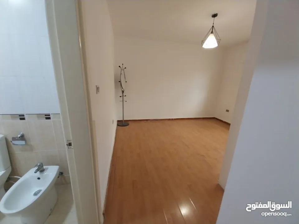 شقة غير مفروشة للإيجار ( Property 38822 )-175034671