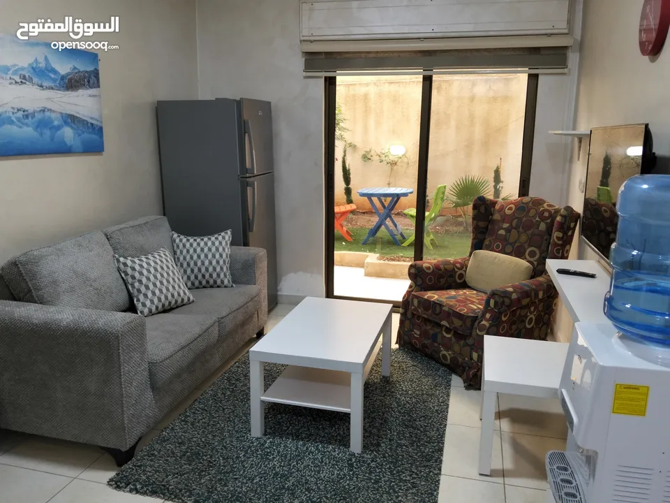 استوديوا مفروشة في الجبيهة للايجار من المالك مباشرة