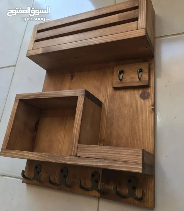 علاقات ملابس ،علاقات خشبية ،يدوية