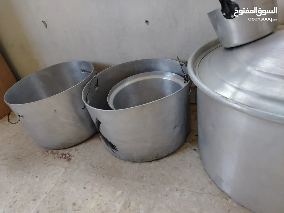طنجرة قدر قياس 55 لتجهيز طبخ المناسبات الكبيرة و المناسف بحالة الوكالة صناعه اصليه جوده عاليه جدا