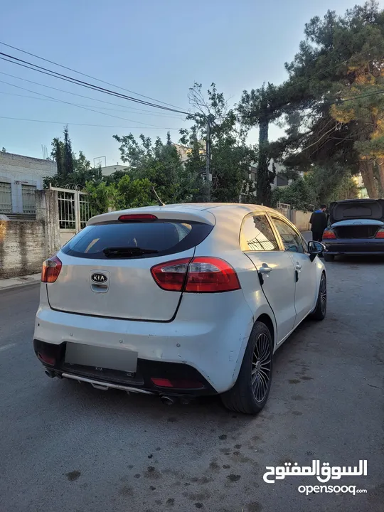 كيا ريو 2012 للبيع