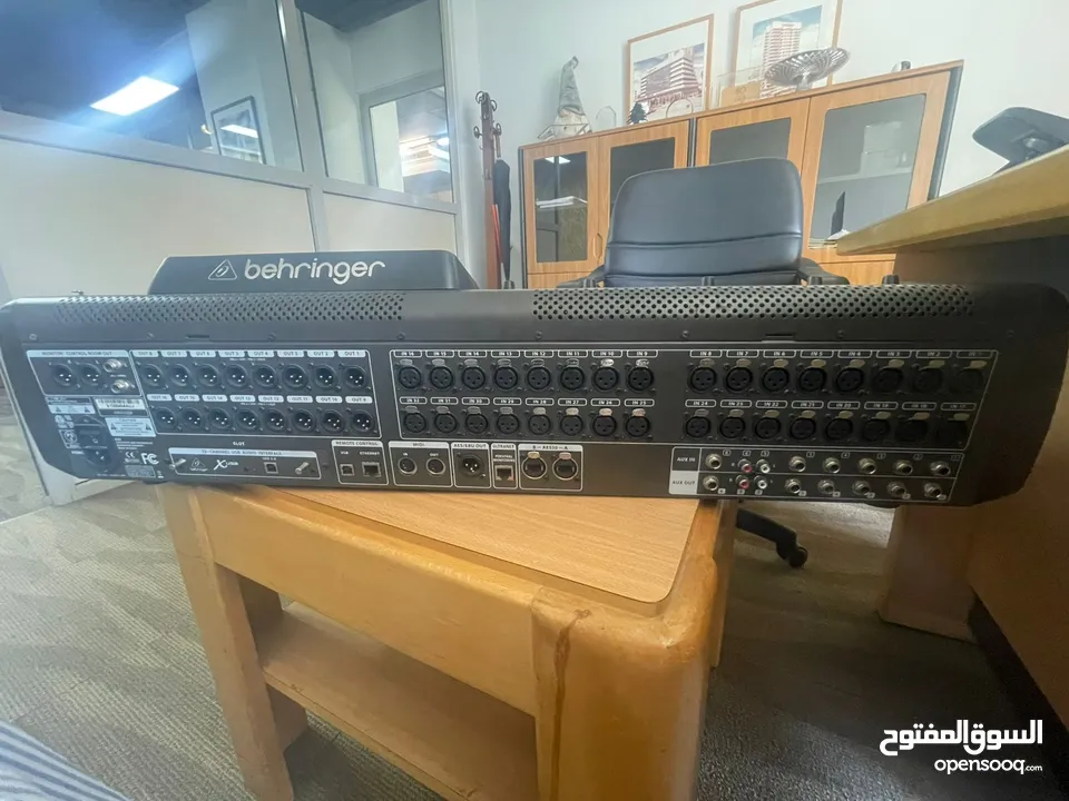 Behringer X32 Digital Mixing Console – Pro-Grade Mixer in Excellent Condition!