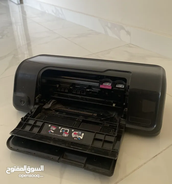 طابعة مستعملة للبيع