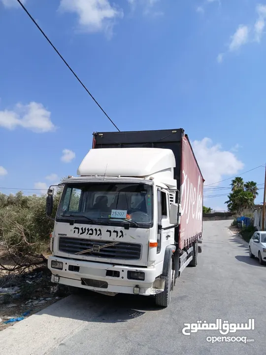 فولفو fl6 19طن صندوق 8متر مع رمبة