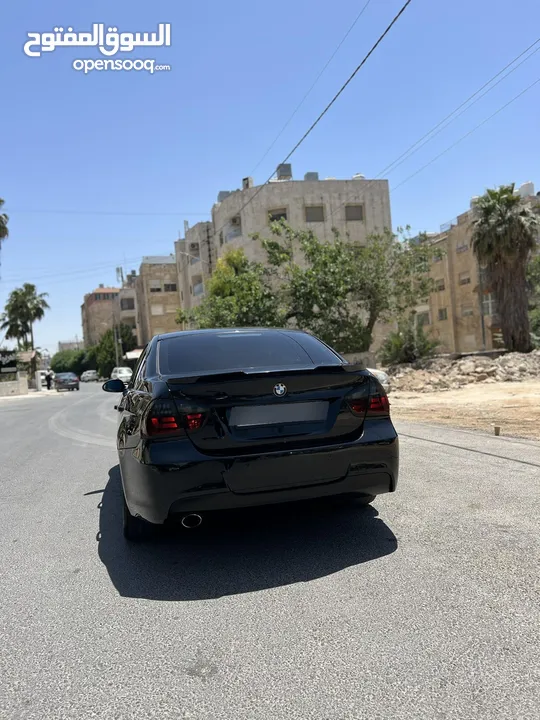 BMW 320i 2007   وارد شركة أبو خضر  مالك ثالث  لا تحتاج اي نوع من انواع الصيانة