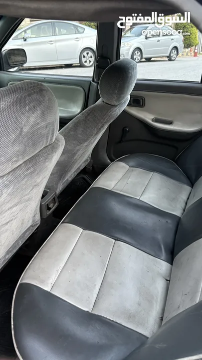 سيارة نيسان صني 1993 Nissan sunny Car بنزين قطارة بنزين قير عادي