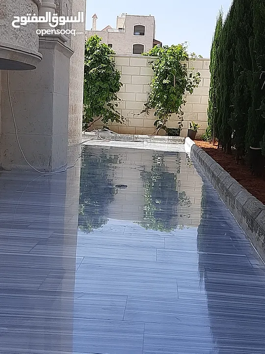 جلي وتلميع البلاط والرخام