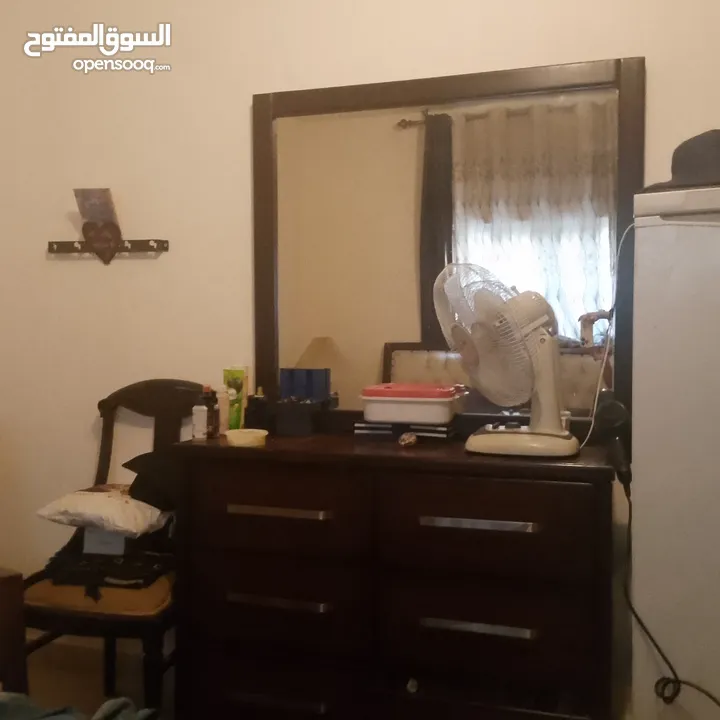 عفش بيت فاخر مستعمل للبيع بداعي السفر