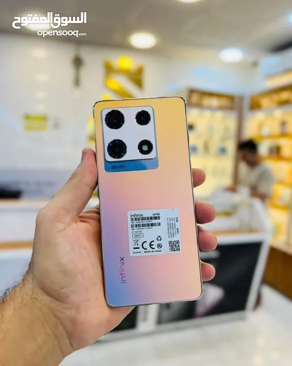 مستعمل اخو الجديد Not 30 pro رام 16 جيجا 256 بدون كرتونه هدية كفر ولزقة وشاحن متوفر توصيل