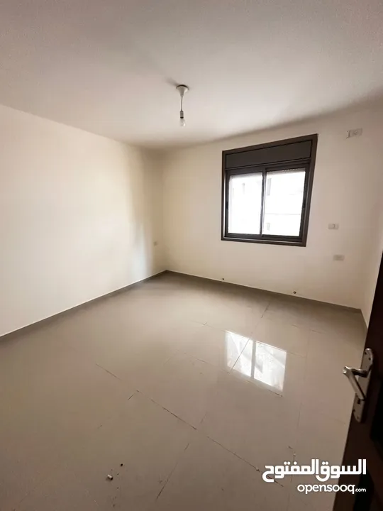 شقه للبيع الطيره بالقرب من مدرسه زياد ابو عين