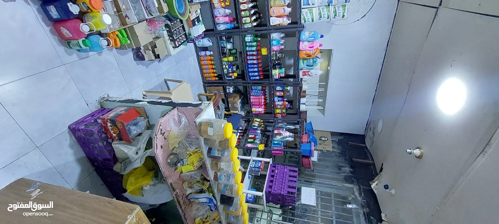 سوبر ماركت للبيع شمال فندق الجود