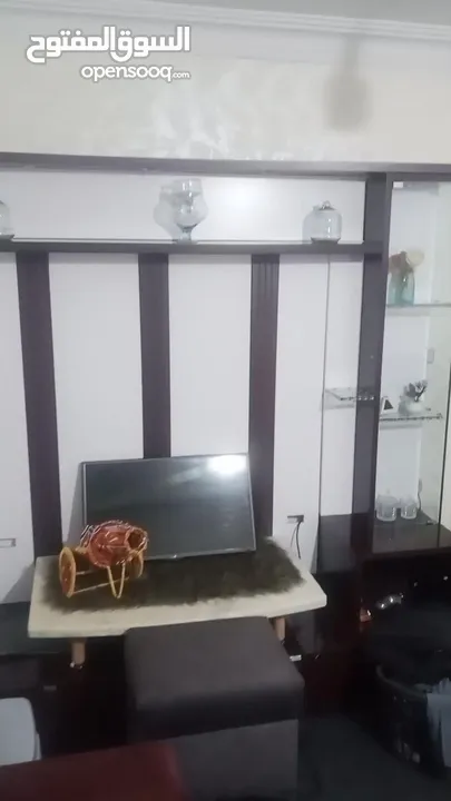 رفوف البيع