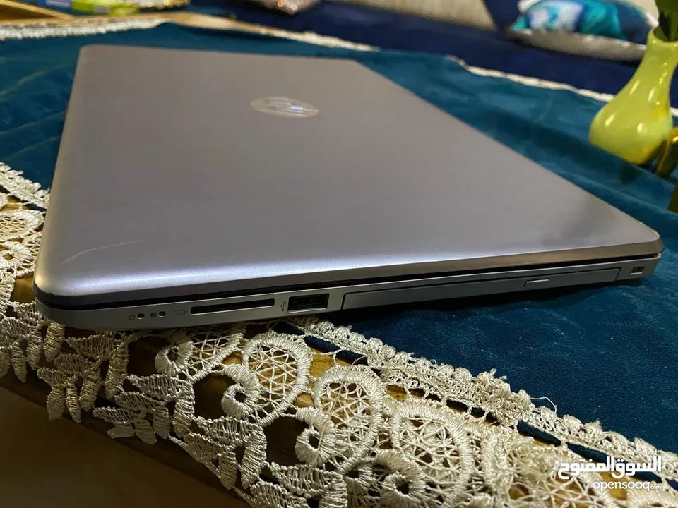 لابتوب hp   كور i7 الجيل 8 الذاكرة 256M2 علي كرت شاشة خارجي للبيع العنوان غزة الشيخ رضوان ابواسكندر