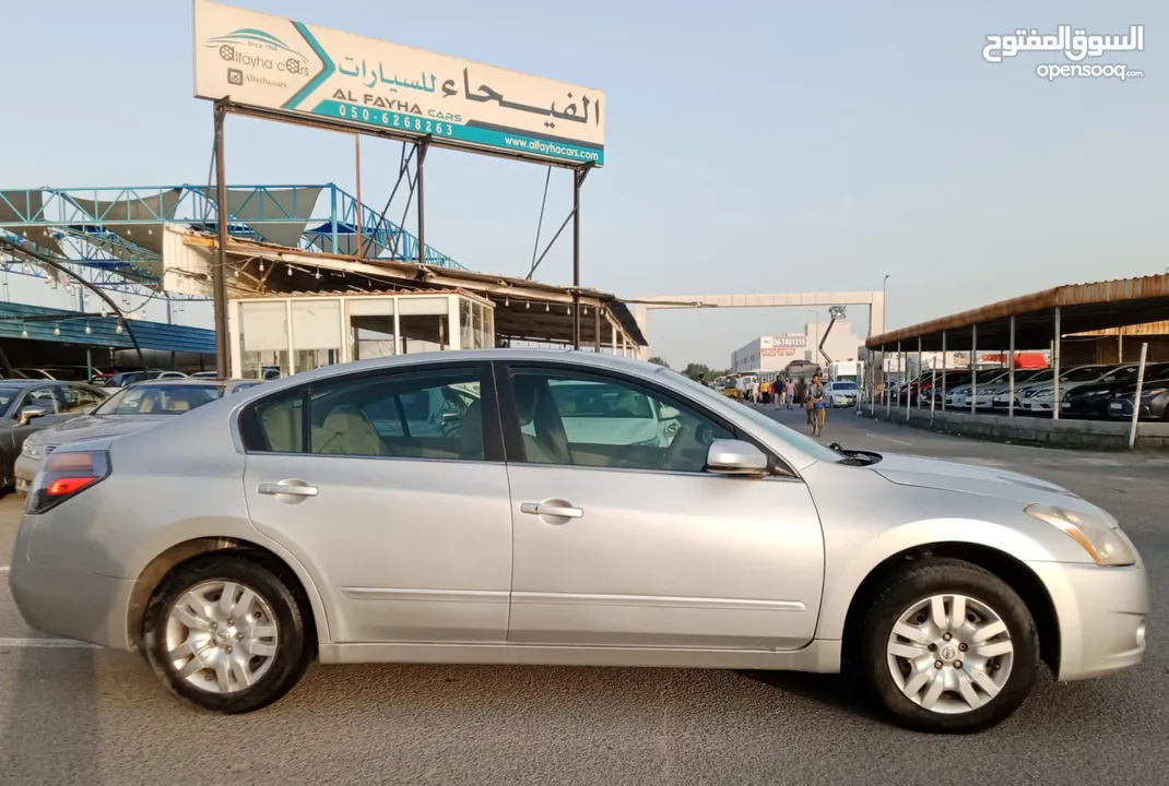 Nissan Altima S V4 2.5L Model 2011