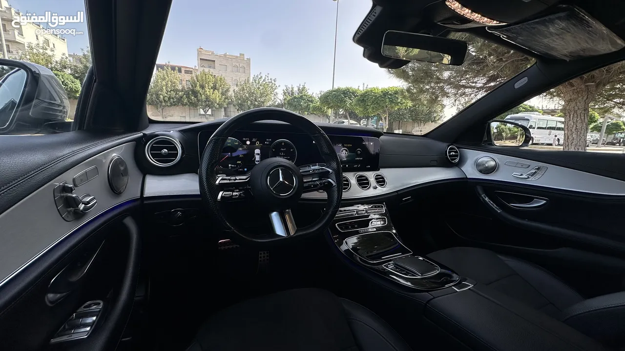 Mercedes-Benz E200 AMG