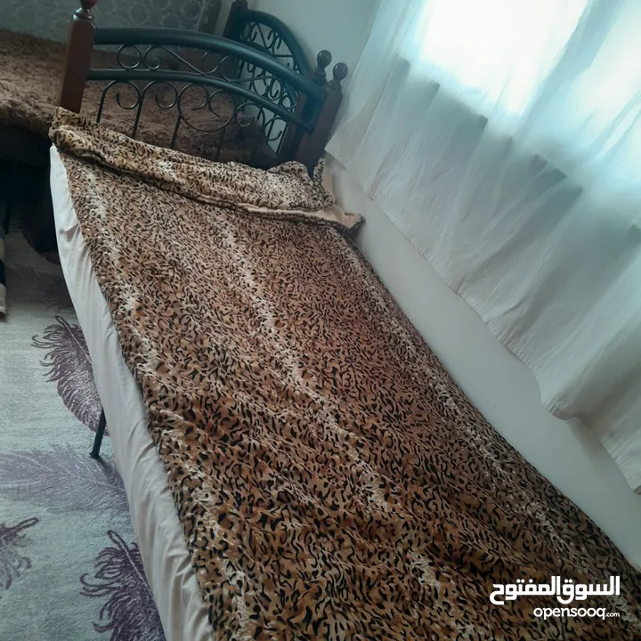3 تخوت للبيع