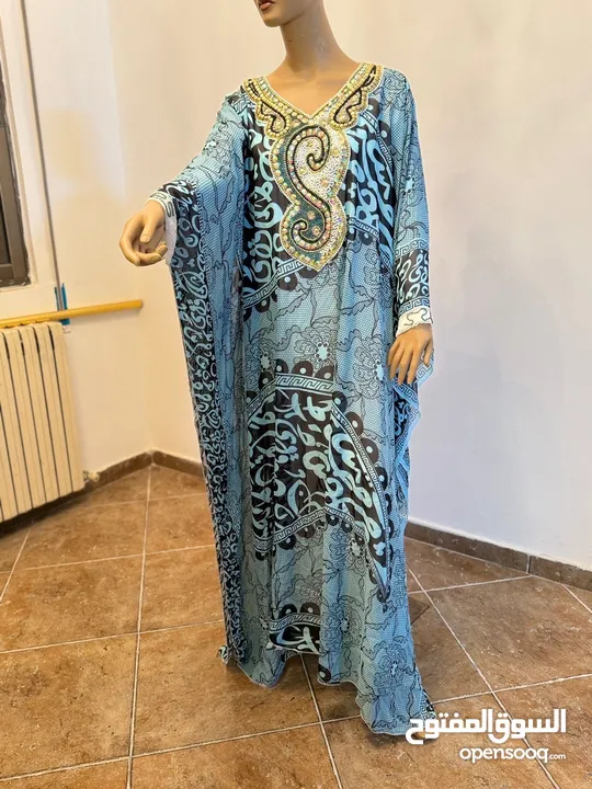 عبي خليجية للبيع + فساتين افراح (بيع جملة)