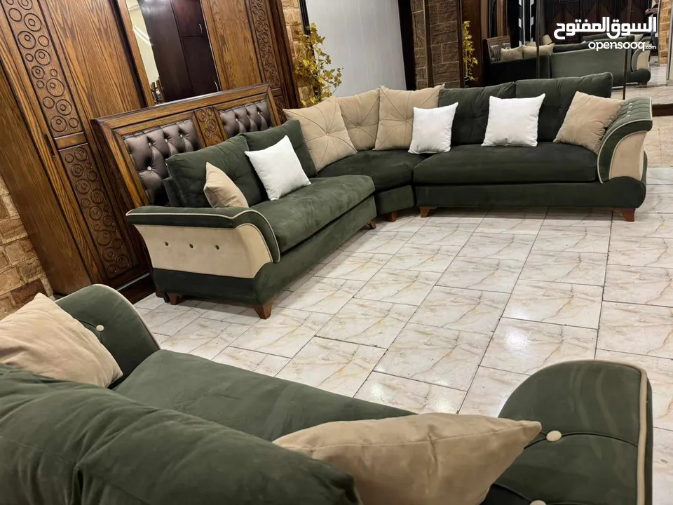 يوجد كنب مستعمل استعمال بسيط في اربد للبيع