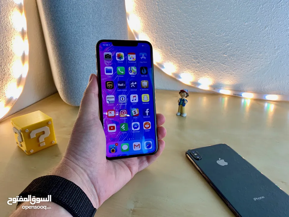 آيفون xs max