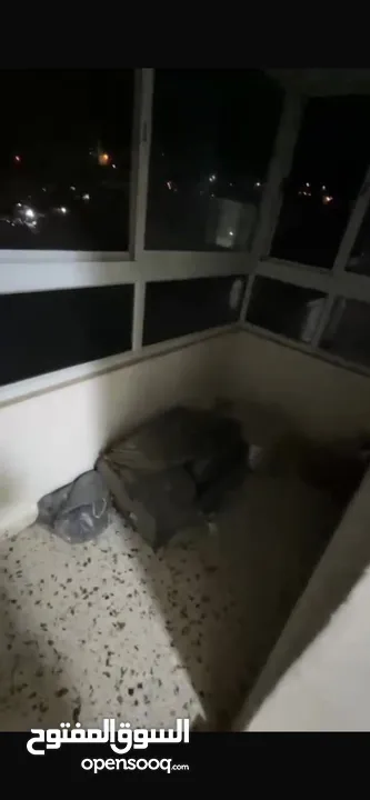 شقة لإيجار في منزل وليس إسكان