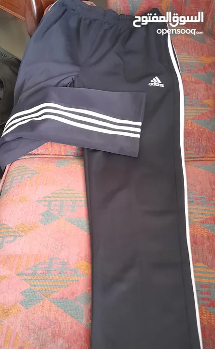 بدلة رياضة اديداس (adidas)