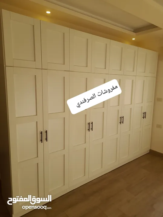 خزائن ملابس خشب لامنيت 18م حجم كبير قياس 320 عرض  ارتفاع 240 تفصيل حسب المقاس الون اختياري  كفاله خم