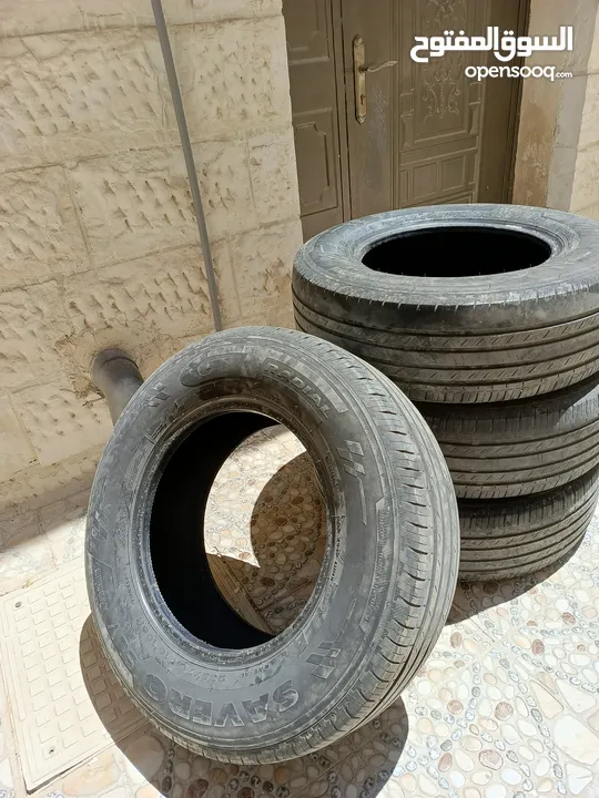 اربعة اعجال SUV للبيع بحالة جيدة