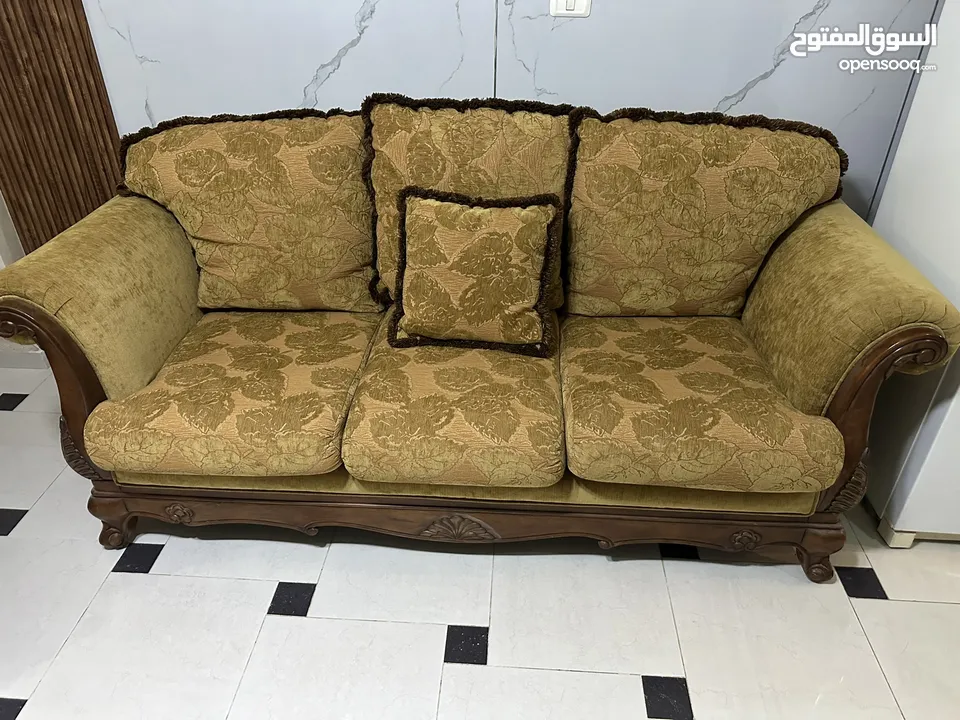 طقم كنب 7 مقاعد جديد – خشب ممتاز وفخم