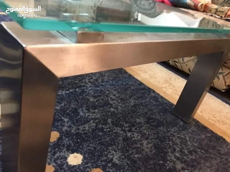 طاوله وسط زجاج( سكريت 10ملم )  وستنالس  دنماركيه