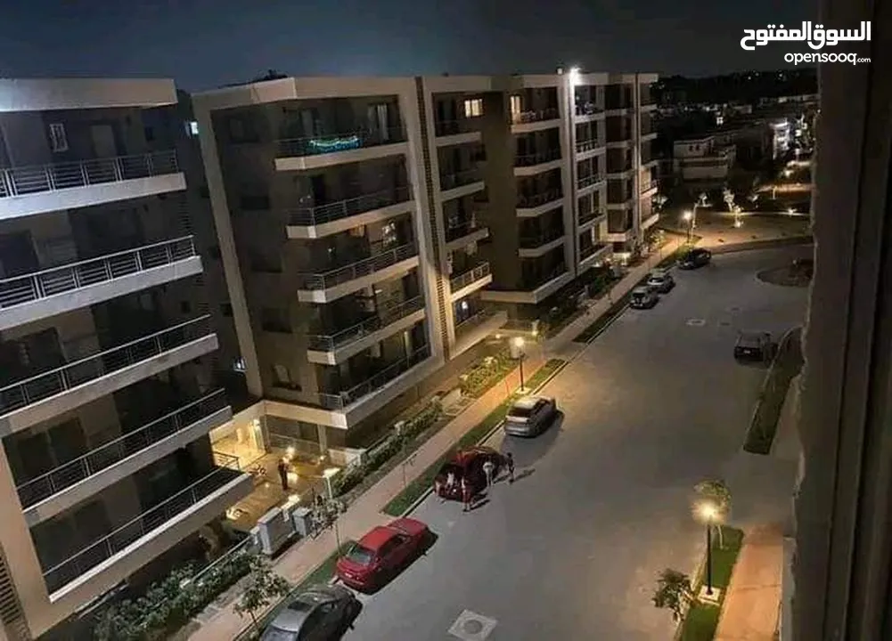شقة 4 غرف Duplex للبيع امام مطار القاهرة في كمبوند تاج سيتي التجمع الاول القاهرة الجديدة خصم 42%