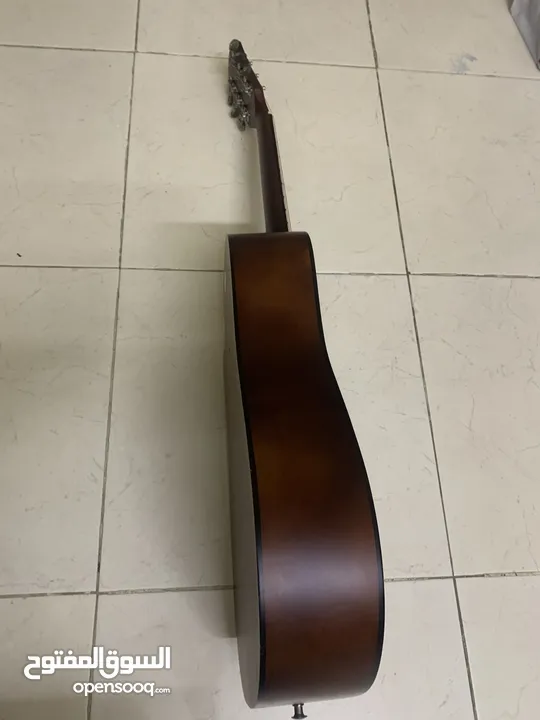 Guitar 8 ft
