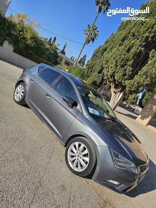 سيات ليون FR بسعر حرق كاش 63000 شيقل موديل 2014 ماتور 1200 تيريو بنزين فل اضافات ما عدا فتحة سقف