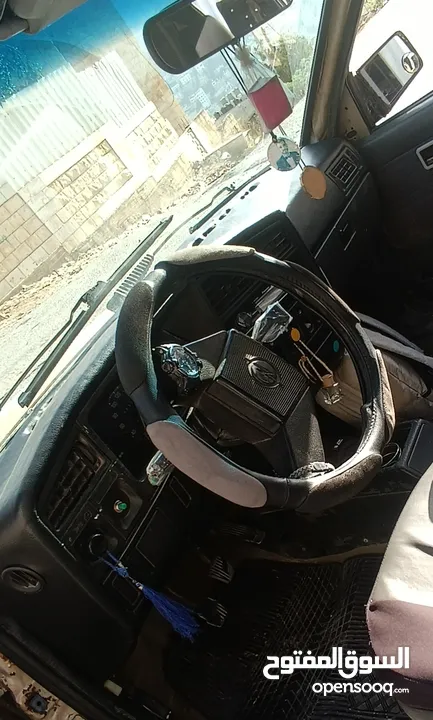 اوبل اسكونا موديل 84 لون ذهبي