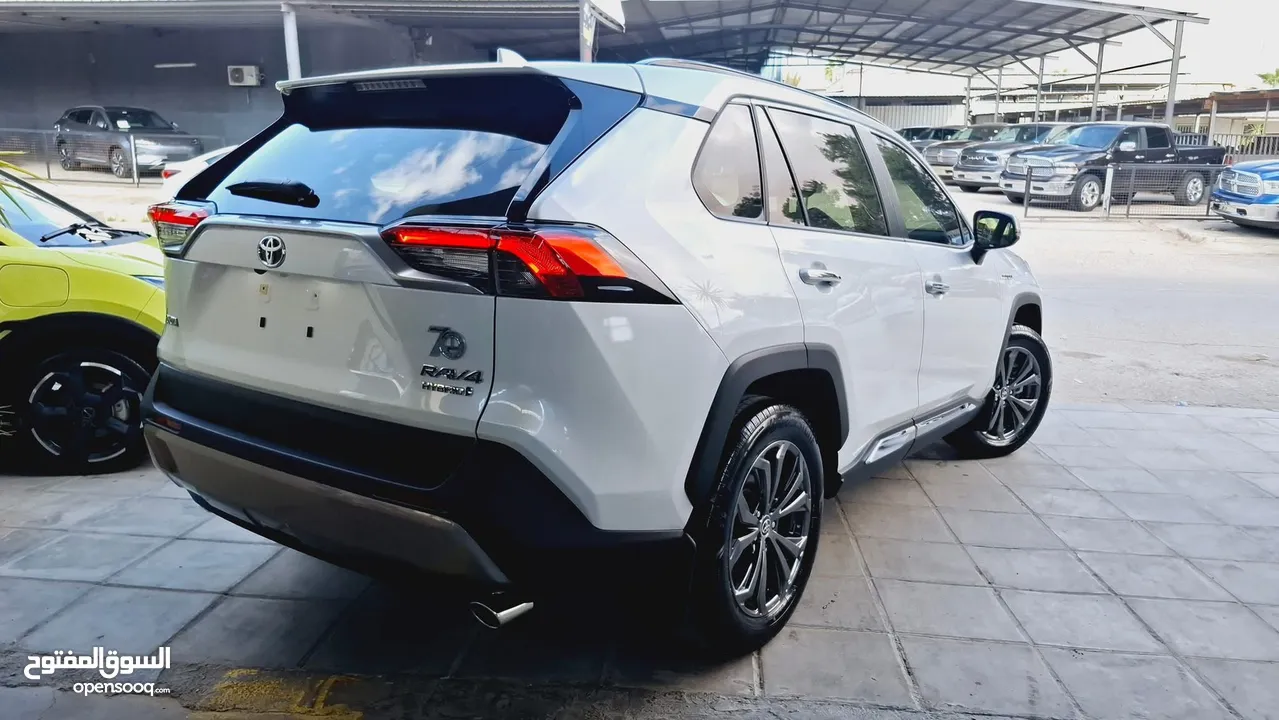 Zero Toyota Rav4 2023 Limited Hybrid