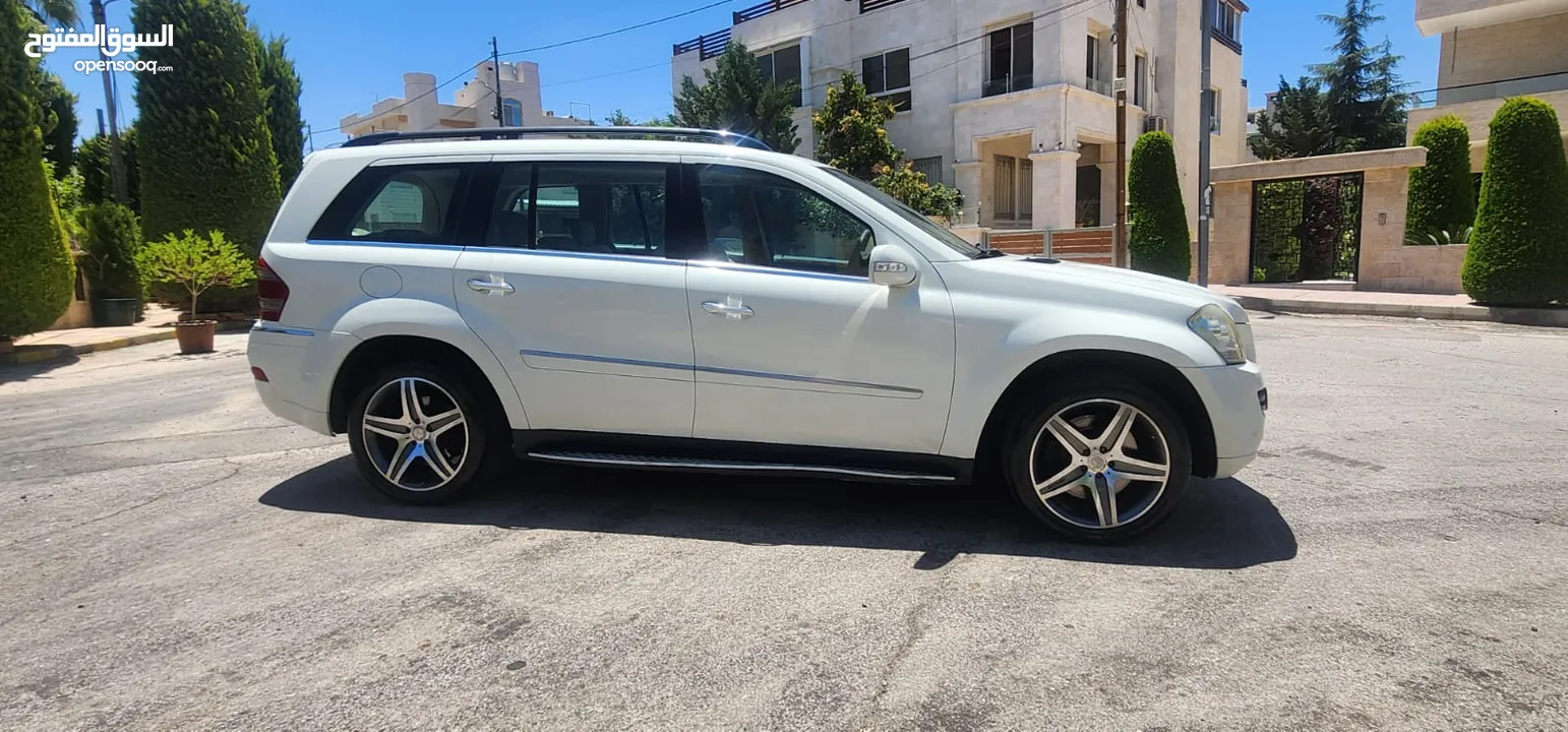 كاش أو اقساط من المالك مرسيدس GL 450 2008 AMG مالك اول من الشركه بحاله الوكاله فحص كامل