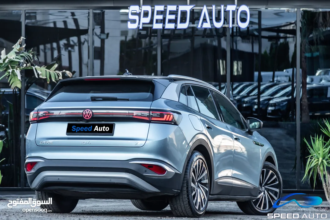 Volkswagen ID.4 X Pro 2022  السيارة مميزة جدا و بحالة ممتازة جدا    السيارة تقطع 570 كم بالشحنة