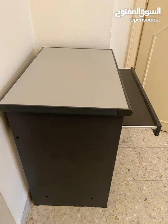 Small desk