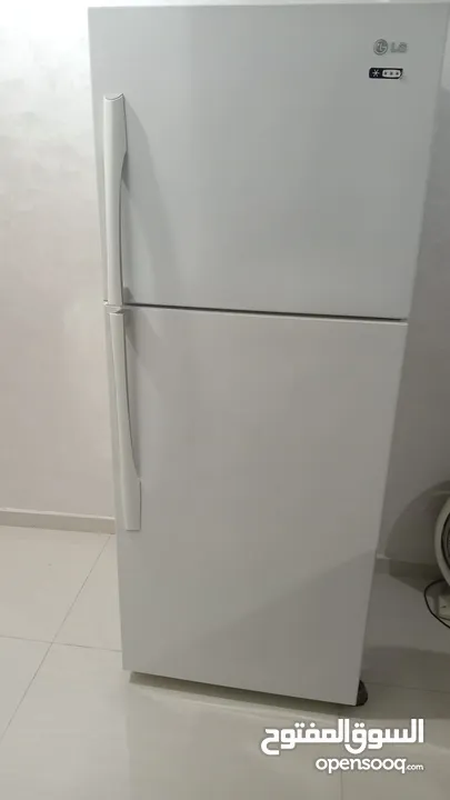 ثلاجة ال جي بابين لون ابيض بحالة الجديد