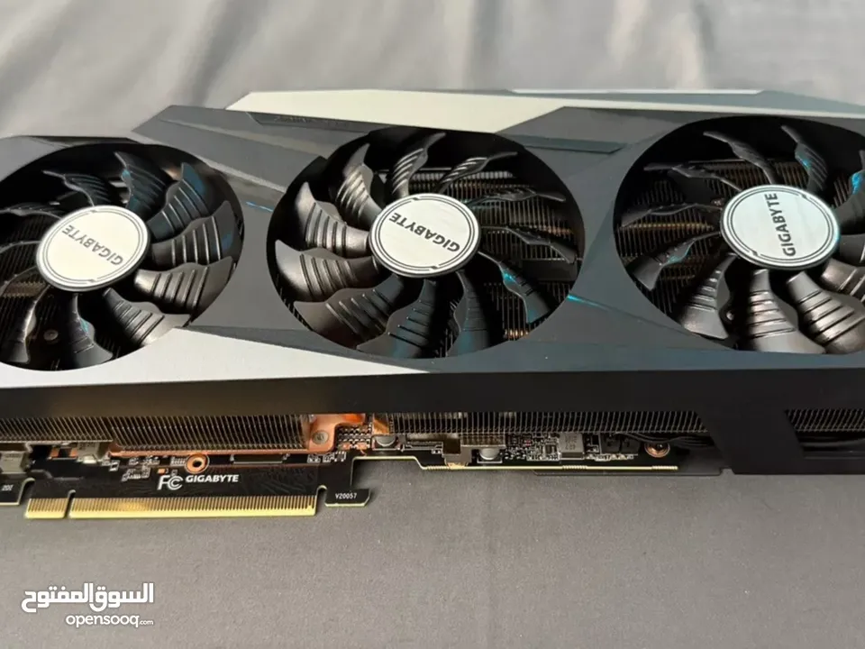 قابل للتفاوض   Gigabyte Geforce Rtx 3060 Gaming Oc 12 Gb GIGABYTE