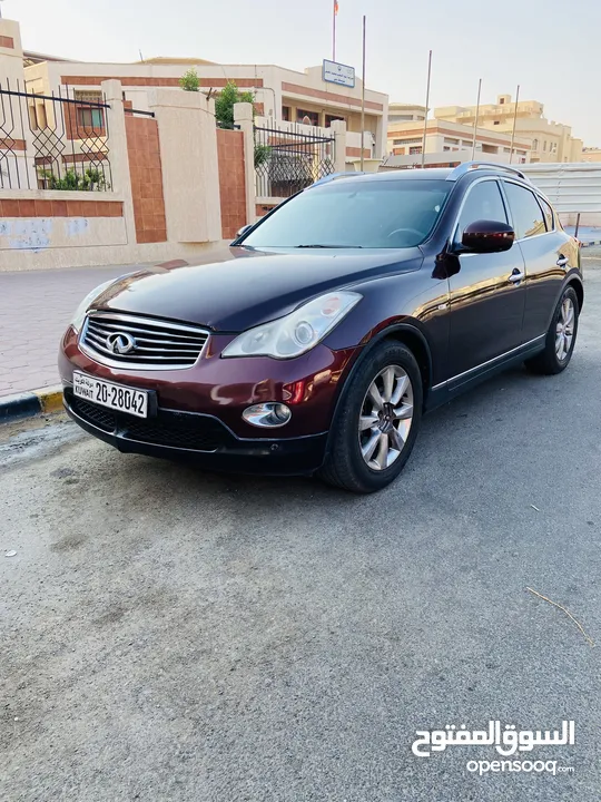 2012 Infinite QX35 V6 For sale Excellent Condition